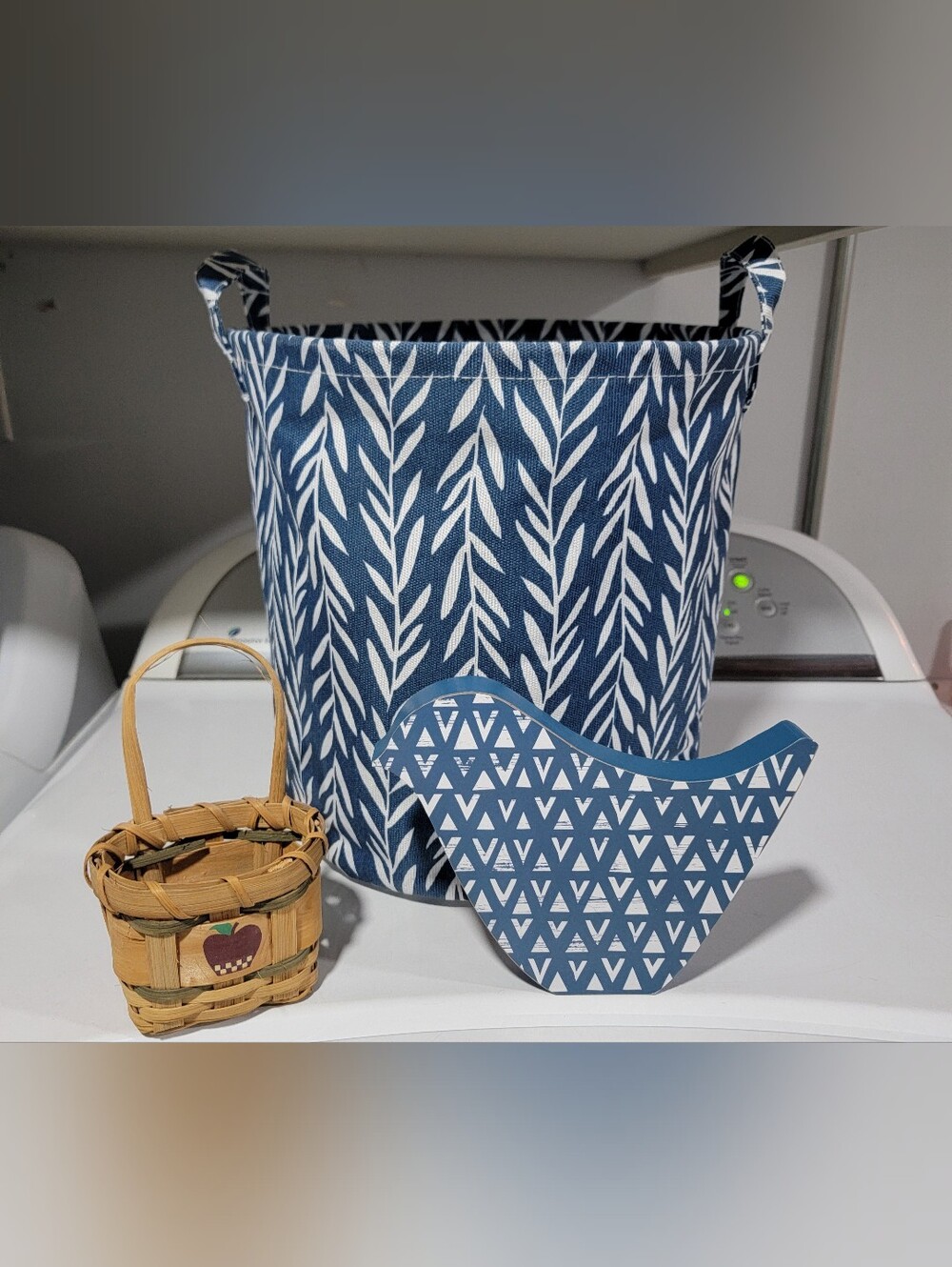 FREE GIFTS INCLUDED W/PURCHASE OF THIS BASKET! Versatile Basket with handles,